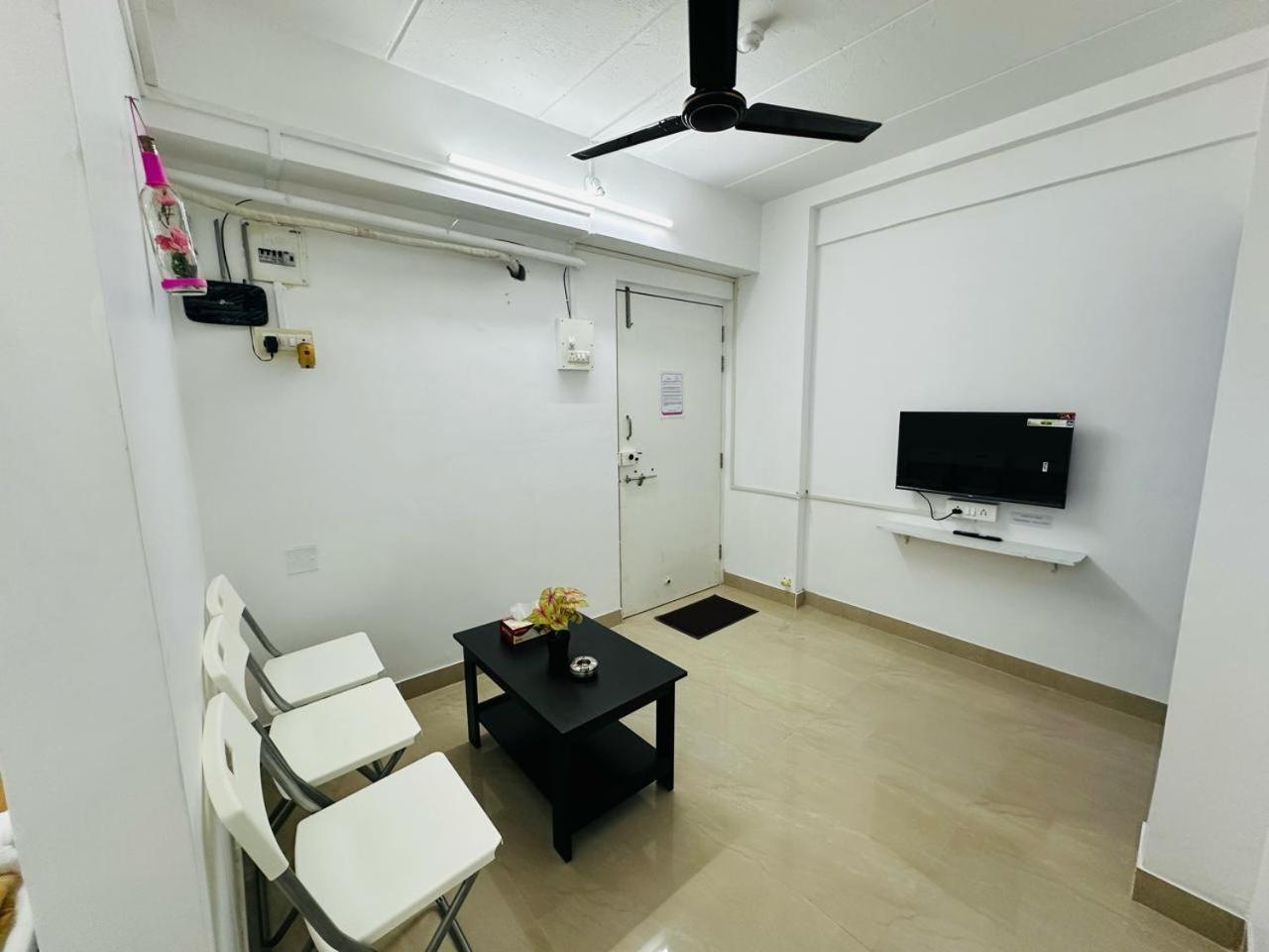 1Br Service Apt In Parel By Flora Stay Mumbai Exterior foto